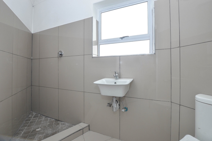 22 Bedroom Property for Sale in Oakdale Western Cape